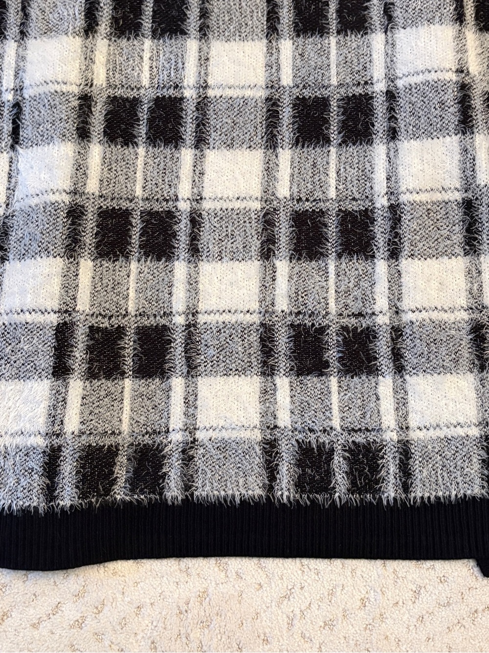 Lane Bryant Open Front Black White Plaid Cardigan Sweater Fuzzy Eyelash Size 4X - Picture 11 of 13